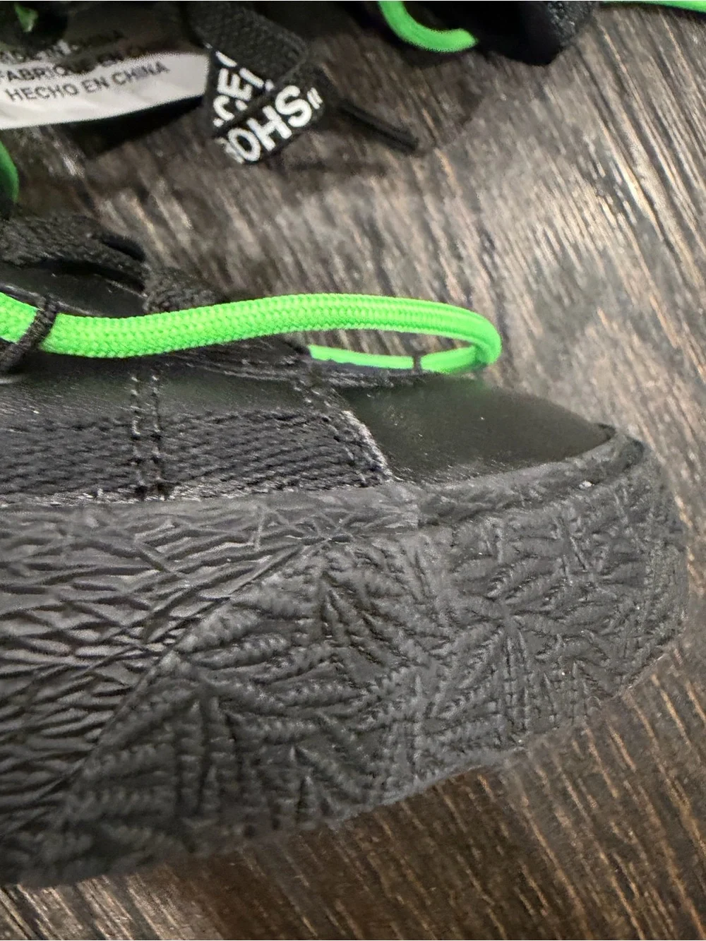 N/A nike off